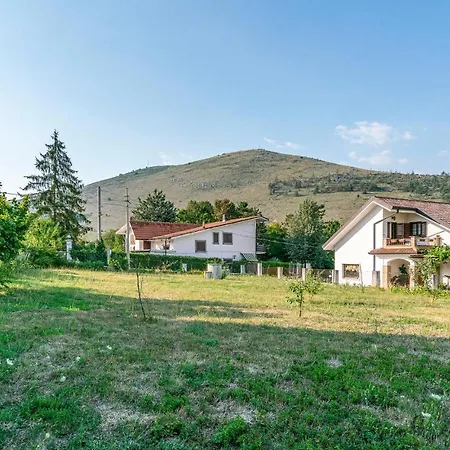 3 Bedroom Awesome In * Scurcola Marsicana