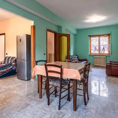 3 Bedroom Awesome In *